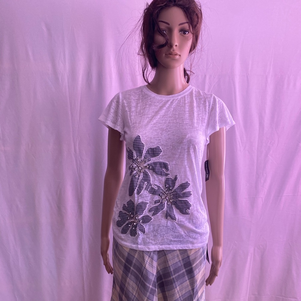 Tee shirt